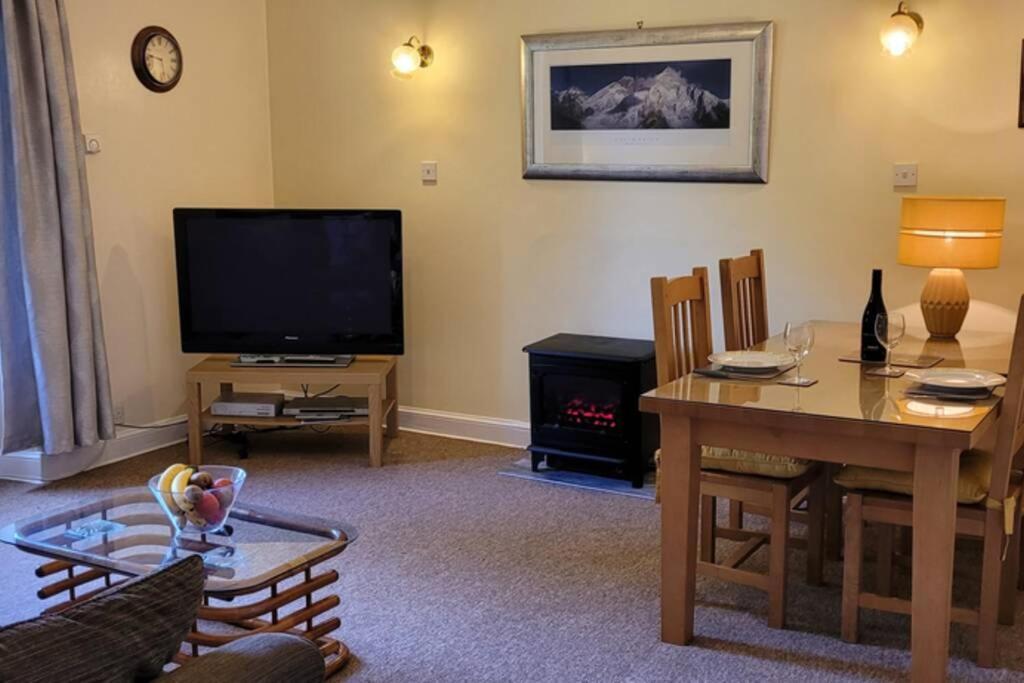 Pitlochry North Wing Apartment - Very Central Eksteriør billede